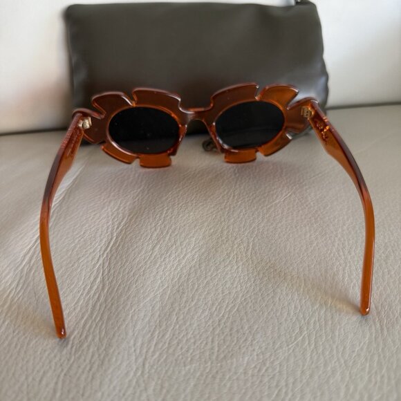 NEW Loewe Orange Flower Sunglasses 100% Authentic main image 4